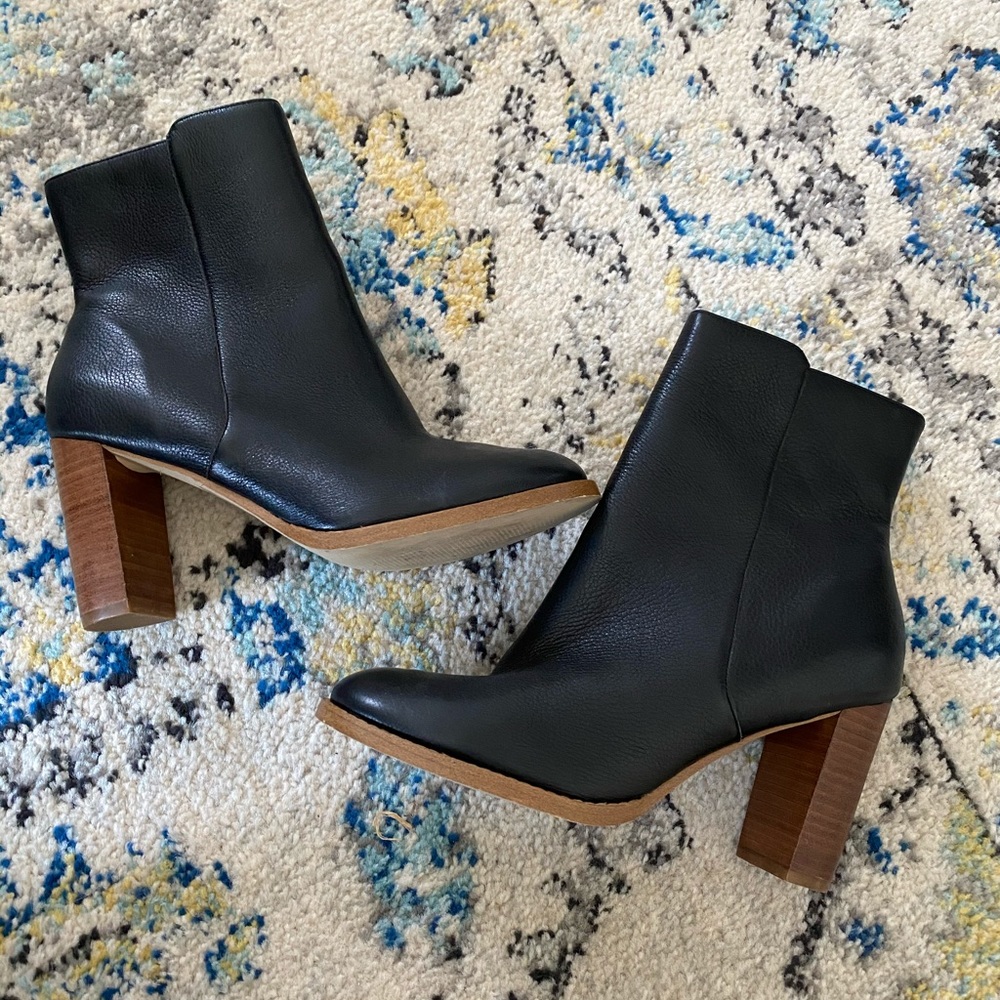 Sole society black leather block heeled booties
